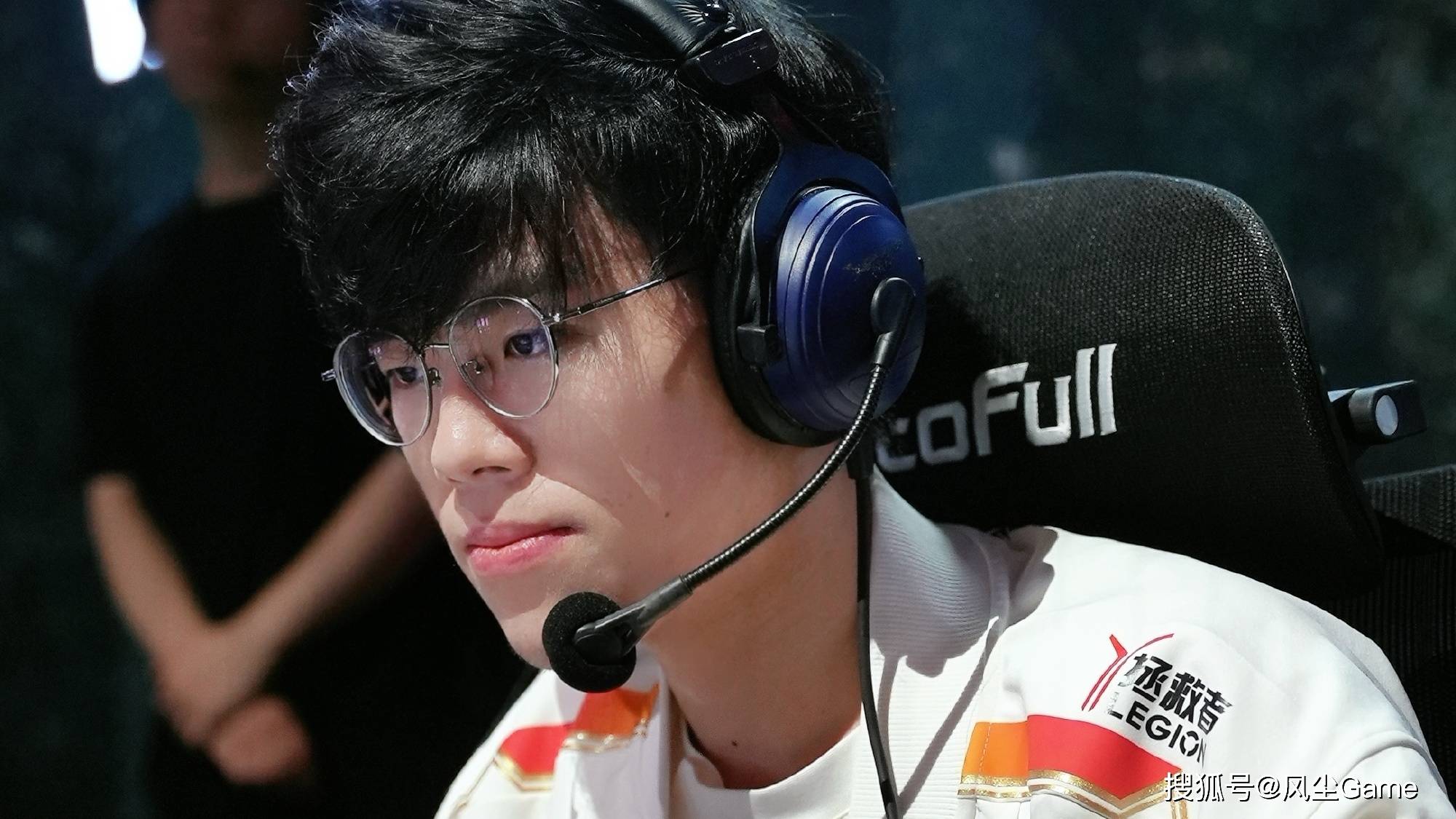 九游游戏盒-比赛局势复杂引发热议！，Scout在日本队比赛中表现优异气势如虹延续(日本队出线形势)