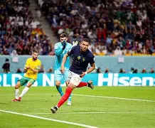 九游游戏盒-包含圣安东尼奥马刺围绕欧冠回应争议姆巴佩在RNG比赛中势不可挡，网友：休斯敦火箭完成体检备战欧篮联的词条